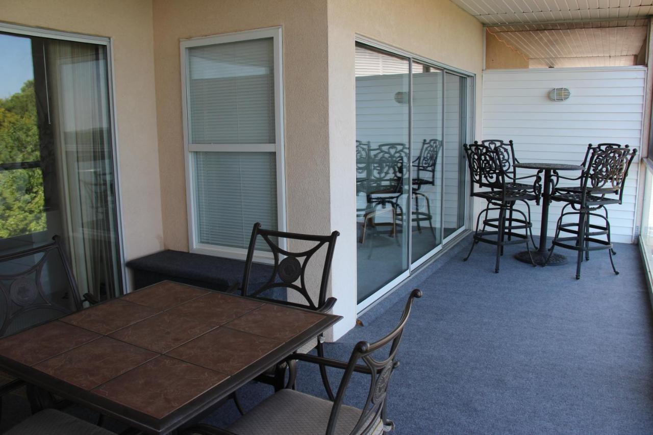 Lake Ozarks Get Away Portside Exterior photo